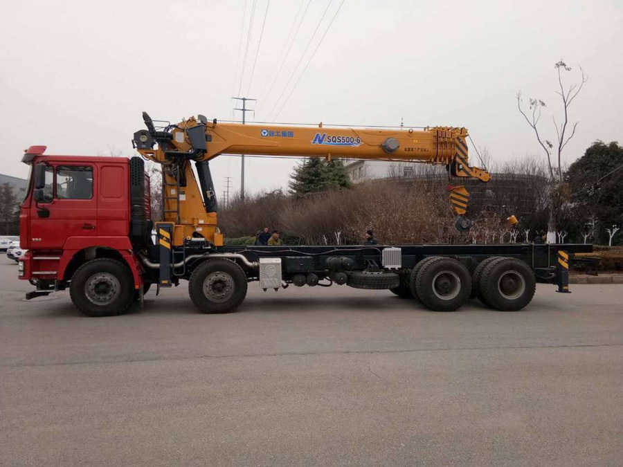 陜汽德龍前四后八隨車吊可裝多大吊機(jī)