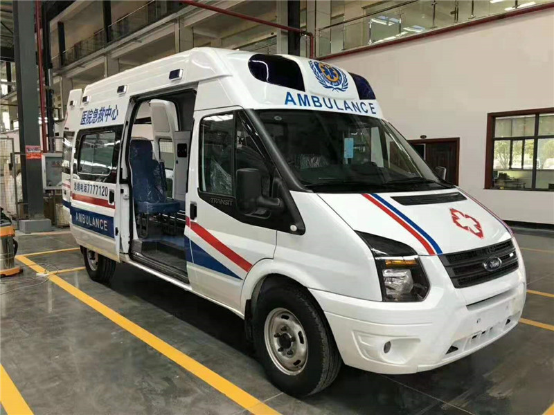 福特V348救護(hù)車(chē)（米高藍(lán)頂）